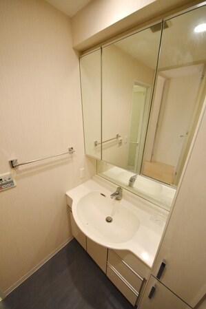 カスタリア新富町IVの物件内観写真